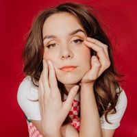 Laura Ramoso merchandise