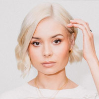Nina Nesbitt merchandise