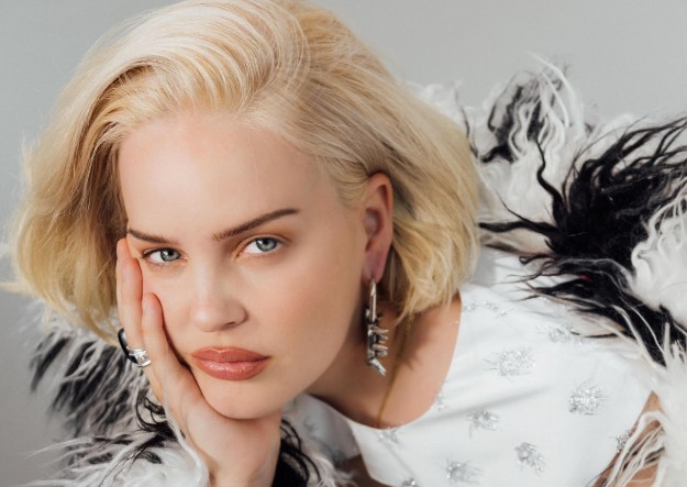 Anne-Marie Returns With New Single Depressed - Stereoboard