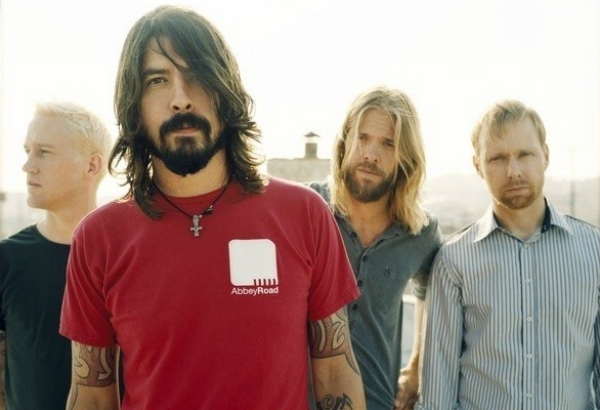 Dave Grohl Reveals Foo Fighters Are To Begin Work On New Album