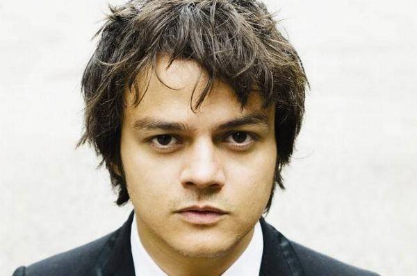 Jamie Cullum To Release 'Love For $ale' As Special 7" For Record Store Day